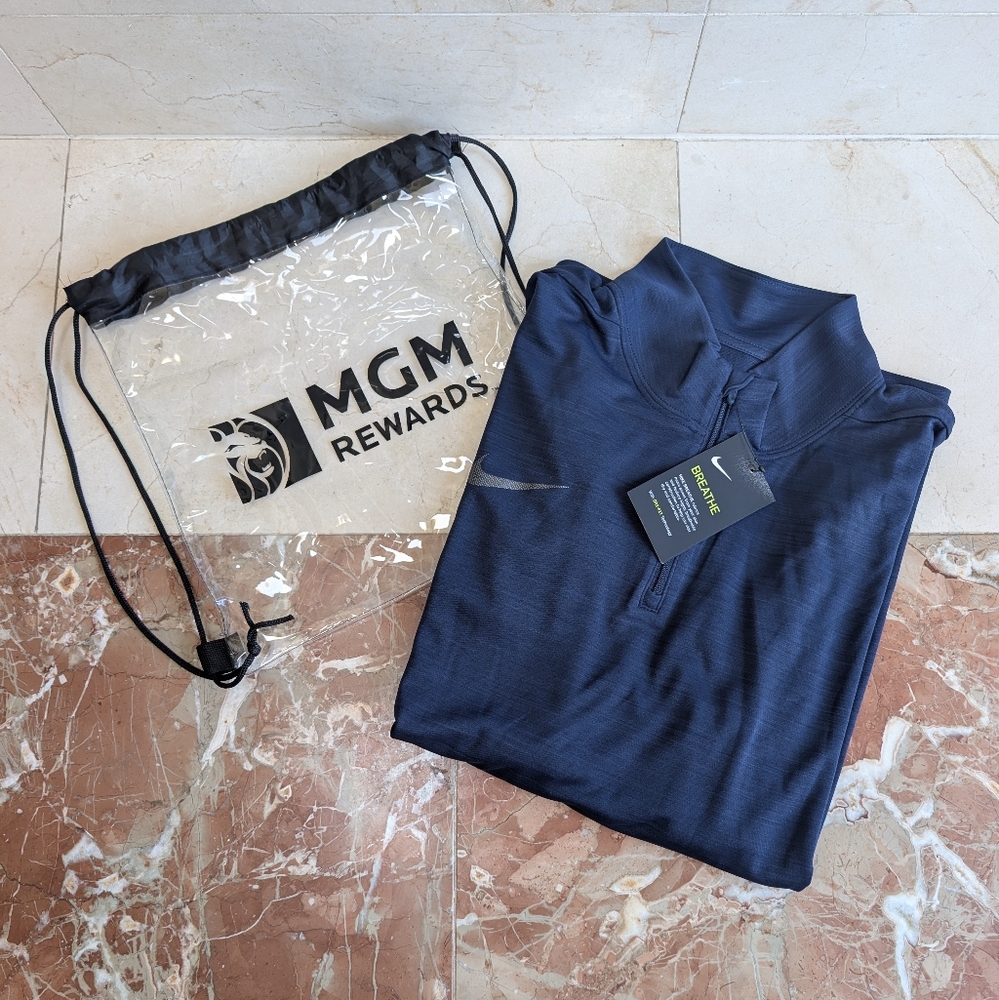 Nike Men's Intensity DRI-FIT 1/4 Zip Top with MGM Rewards bag